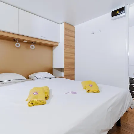 Κάμπινγκ Mobile Rene